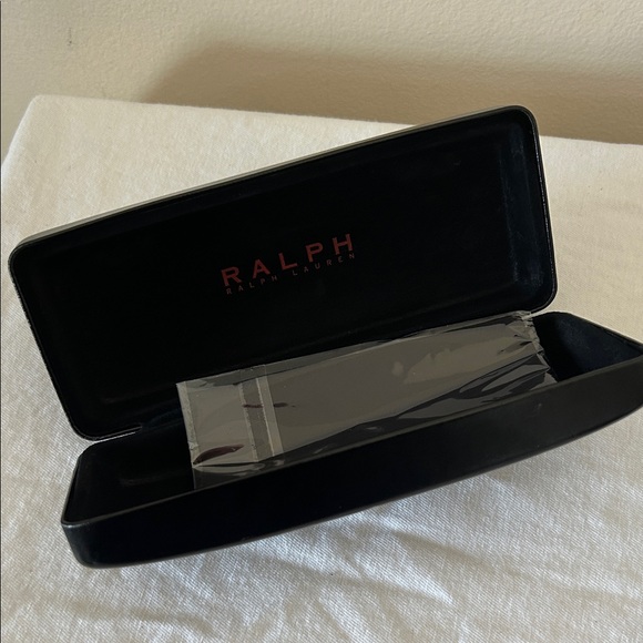 RALPH LAUREN Black Sunglasses - Picture 9 of 13